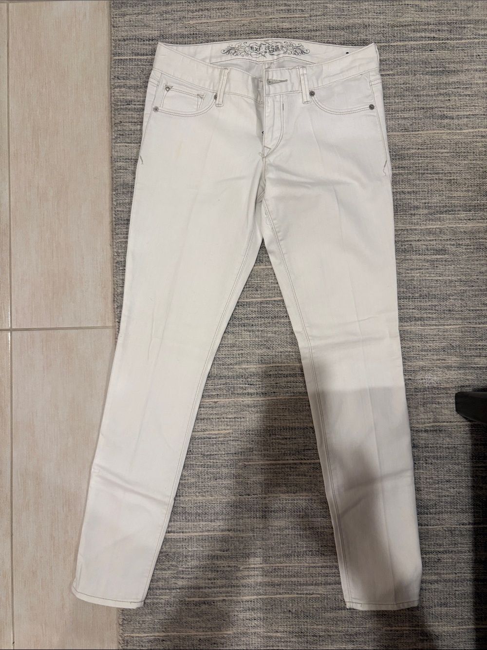 Women’s Express White Slim Fit Jeans